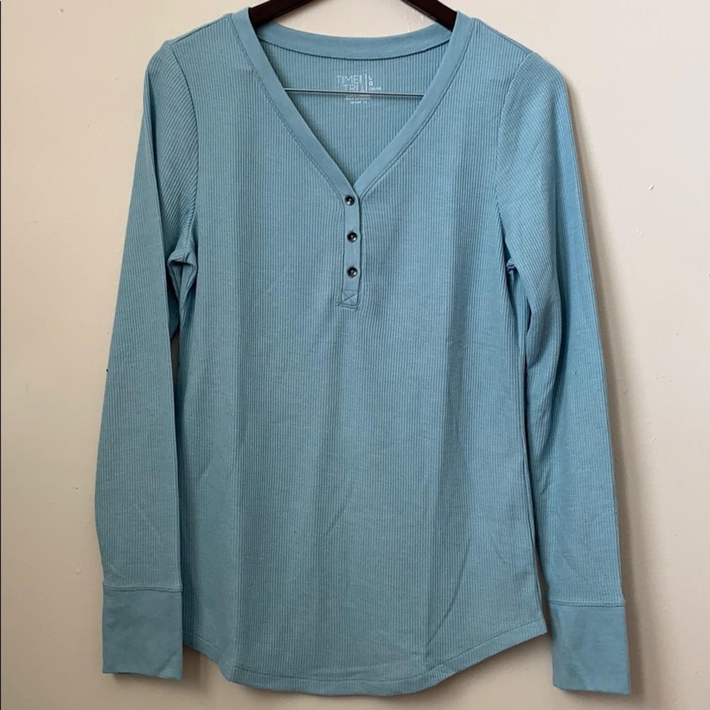 Time and Tru Long Sleeve Top